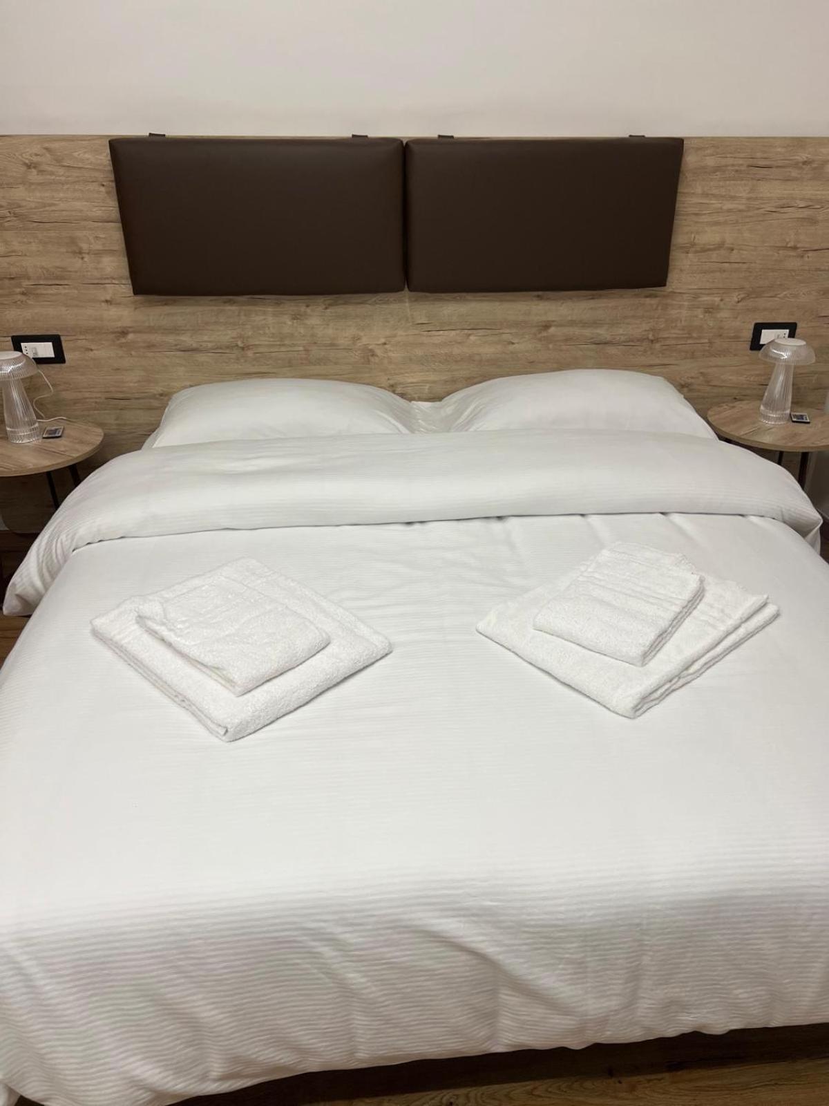 King Room,1634873335:JPEG
